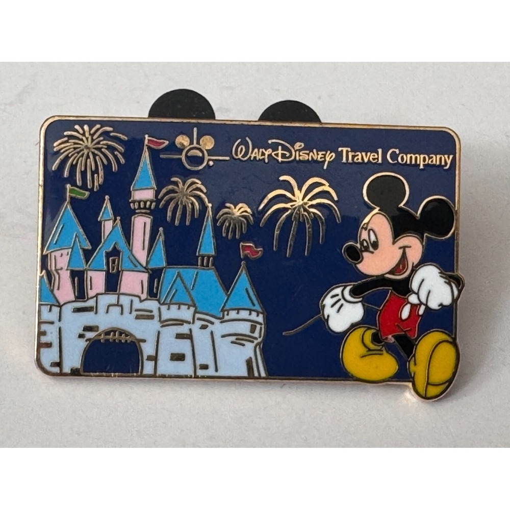 Walt Disney Travel Company Limited Edition Pin Magic Kingdom & Fireworks‎ Mickey